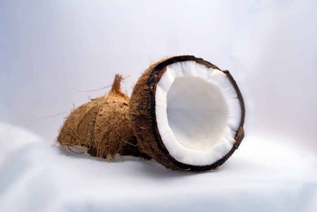 coconut water to reduce bali belly